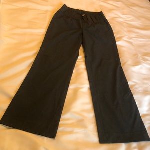 Women’s size 10R Gap Maternity Demi Panel Pants